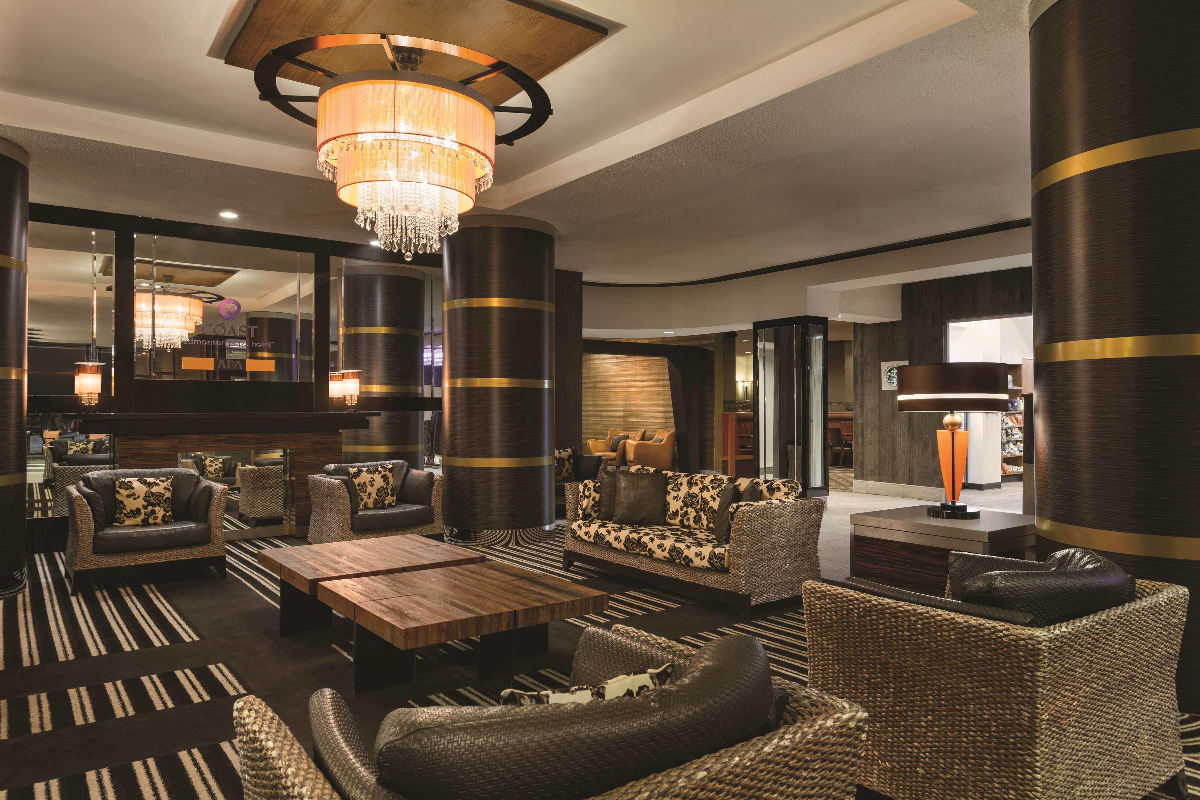 Coast Edmonton Plaza Hotel By Apa Экстерьер фото