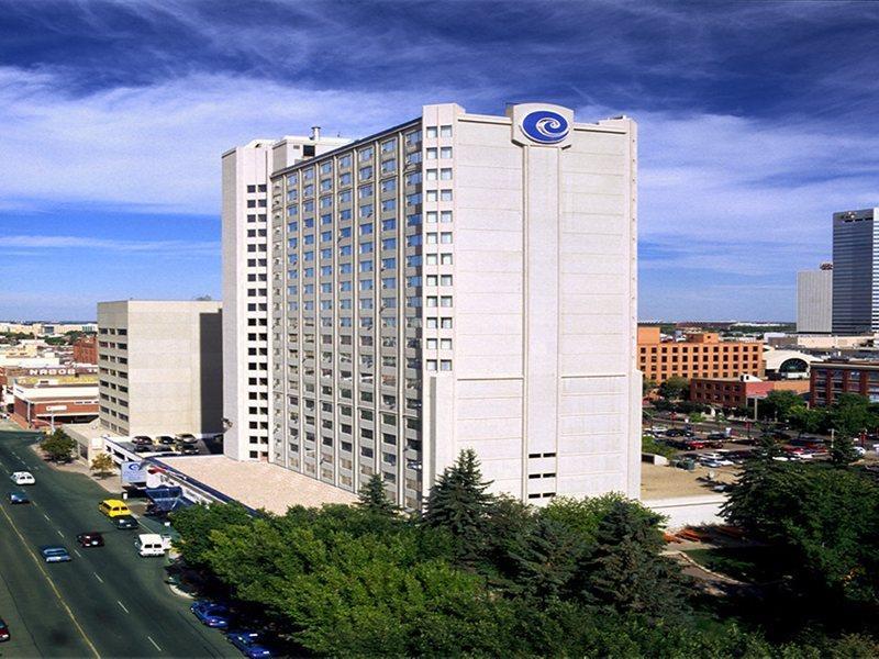 Coast Edmonton Plaza Hotel By Apa Экстерьер фото